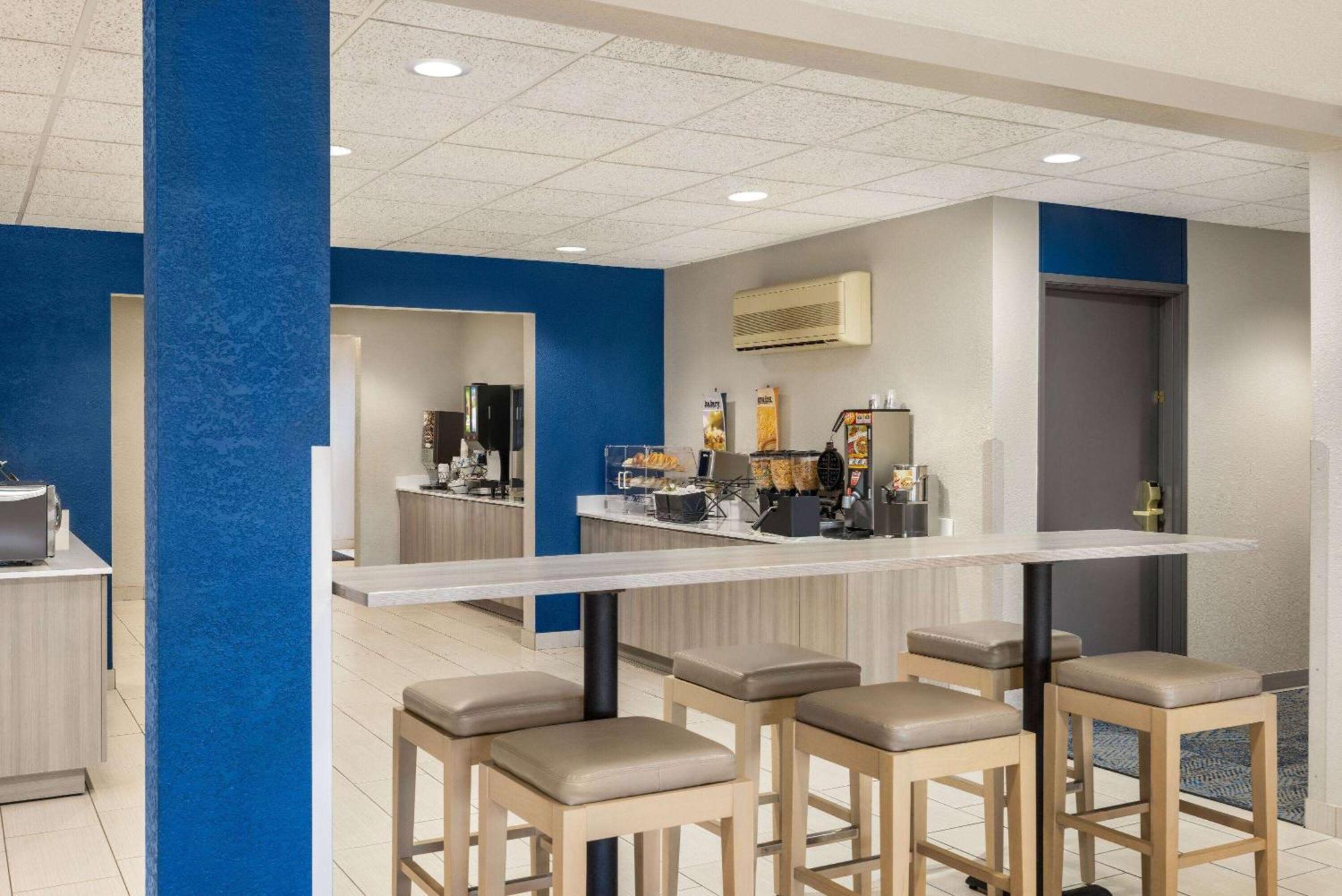 Microtel Inn & Suites New Ulm Exterior foto
