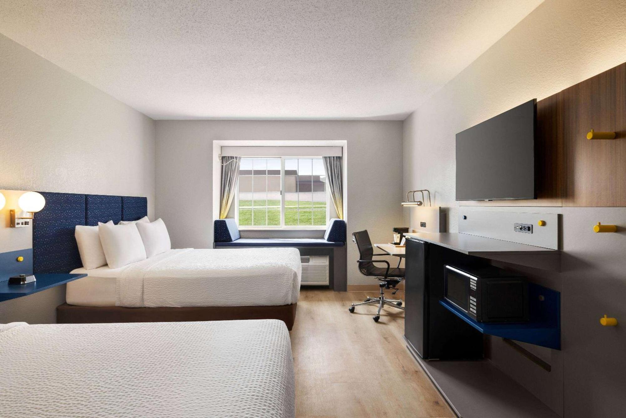 Microtel Inn & Suites New Ulm Exterior foto