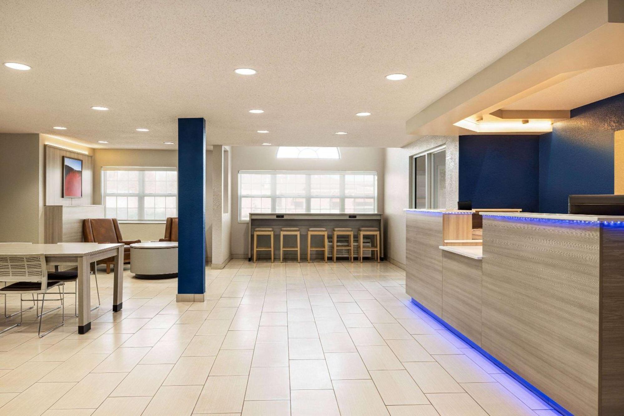 Microtel Inn & Suites New Ulm Exterior foto
